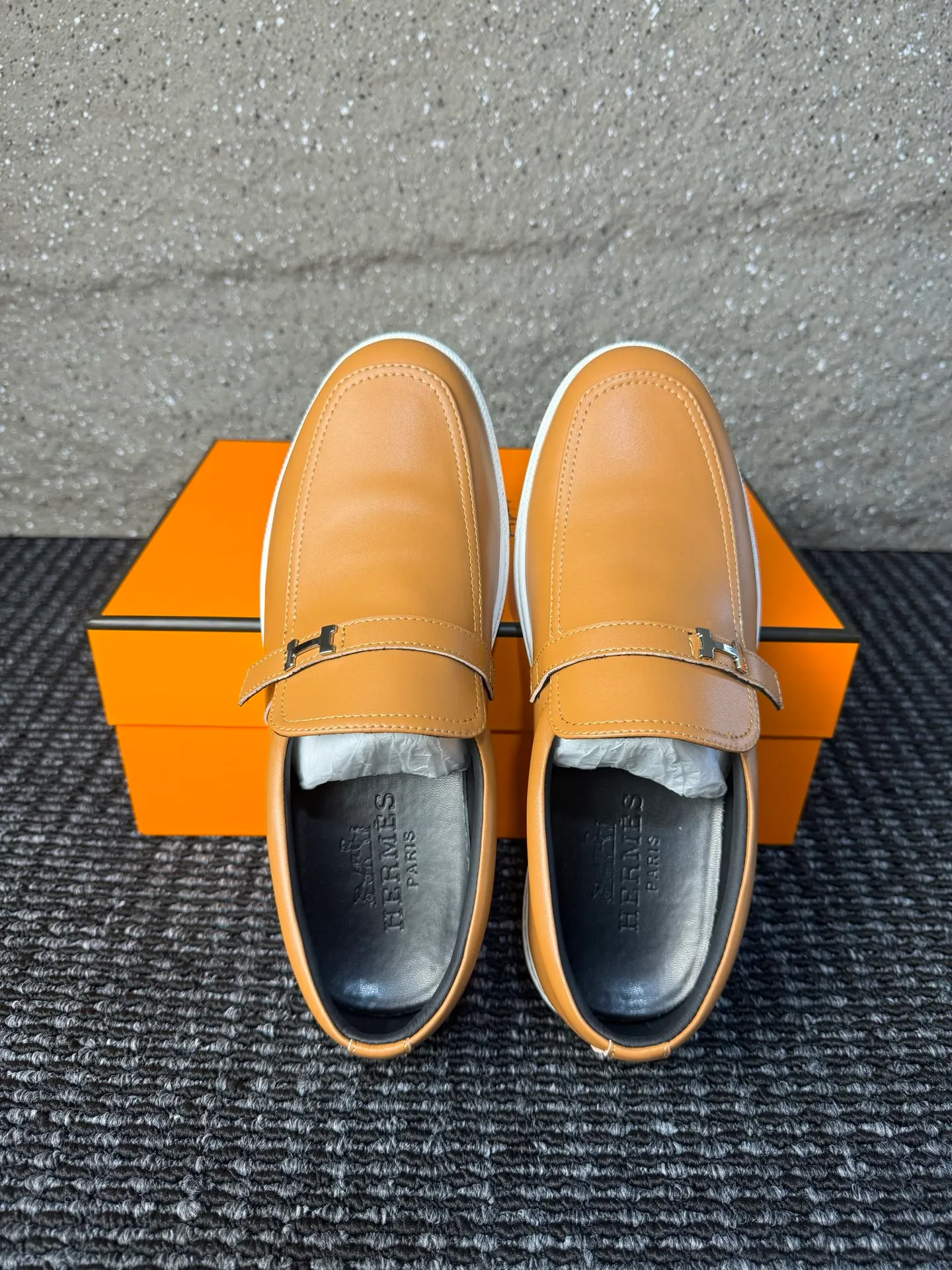 Men's men's shoes 💰440 [New style] 🪷🪷[HERMES] Hermès - High-end quality, the same style as the official website - Upper: 🔝 Nappa calfskin, with iconic H metal - Lining: water-dyed cowhide - Outsole: ultra-light TPU molded outsole - Ultra-high quality control·Fine workmanship: highlighted (high-end·luxury·grade) -Size: 38-44 (45 can be customized)·